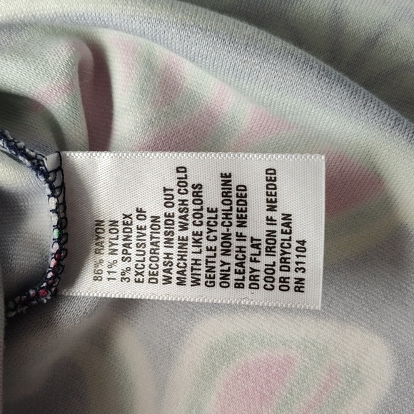 Crown & Ivy Dress Knee Length Size L Preppy Knit Elephant Print Black Red Green - Picture 9 of 12